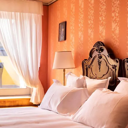 Hotel Relais & Chateaux Crespi 5*