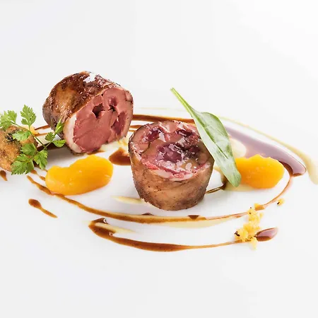 Relais & Chateaux Crespi 호텔