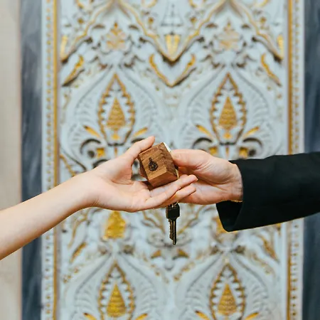 Relais & Chateaux Crespi Hotel