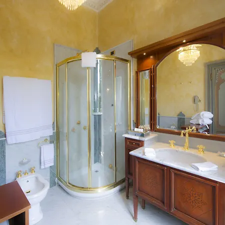 Relais & Chateaux Crespi Hotel