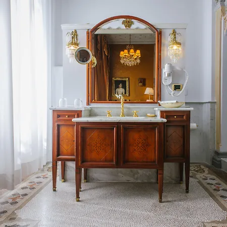 Relais & Chateaux Crespi Hotell Orta San Giulio