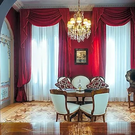 Relais & Chateaux Crespi 5* Orta San Giulio