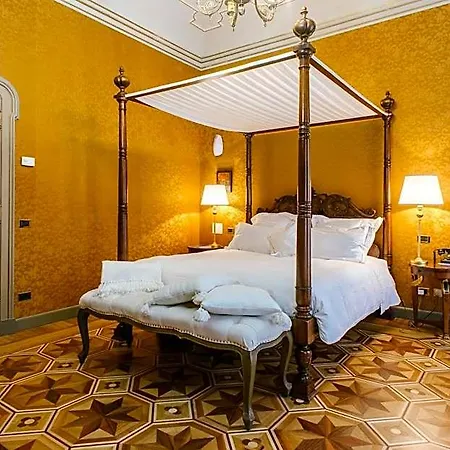 Relais & Chateaux Crespi 5*