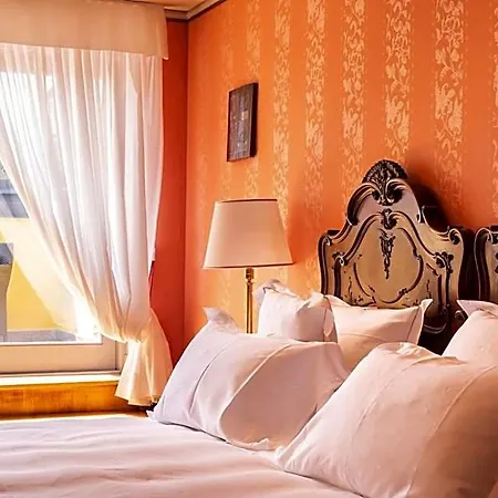 Relais & Chateaux Crespi 5*