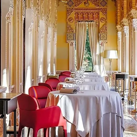 Relais & Chateaux Crespi Hotel