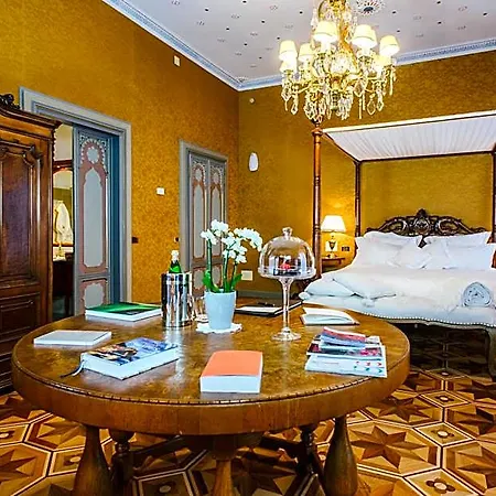 Hotel Relais & Chateaux Crespi Orta San Giulio