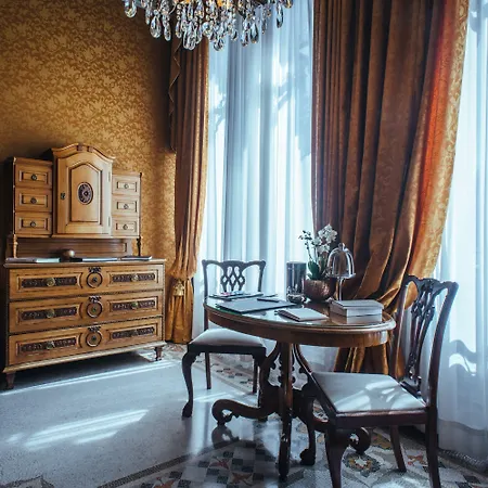Relais & Chateaux Crespi 5* Orta San Giulio