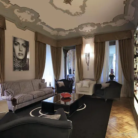 Relais & Chateaux Crespi أورتا سان جوليو