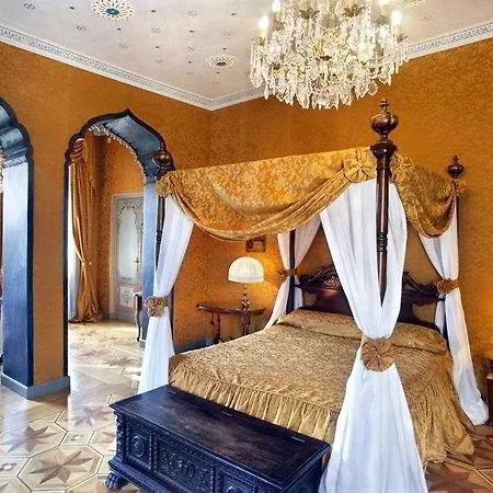 Relais & Chateaux Crespi Hotel