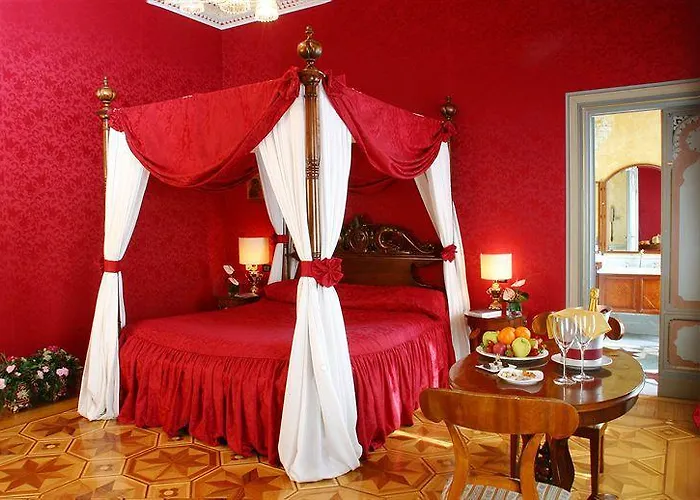 Relais & Chateaux Crespi Hotel 5*