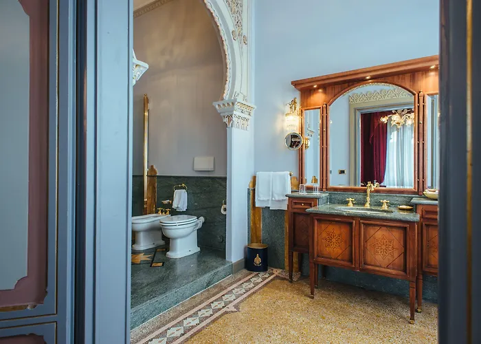 Relais & Chateaux Crespi Otel Orta San Giulio